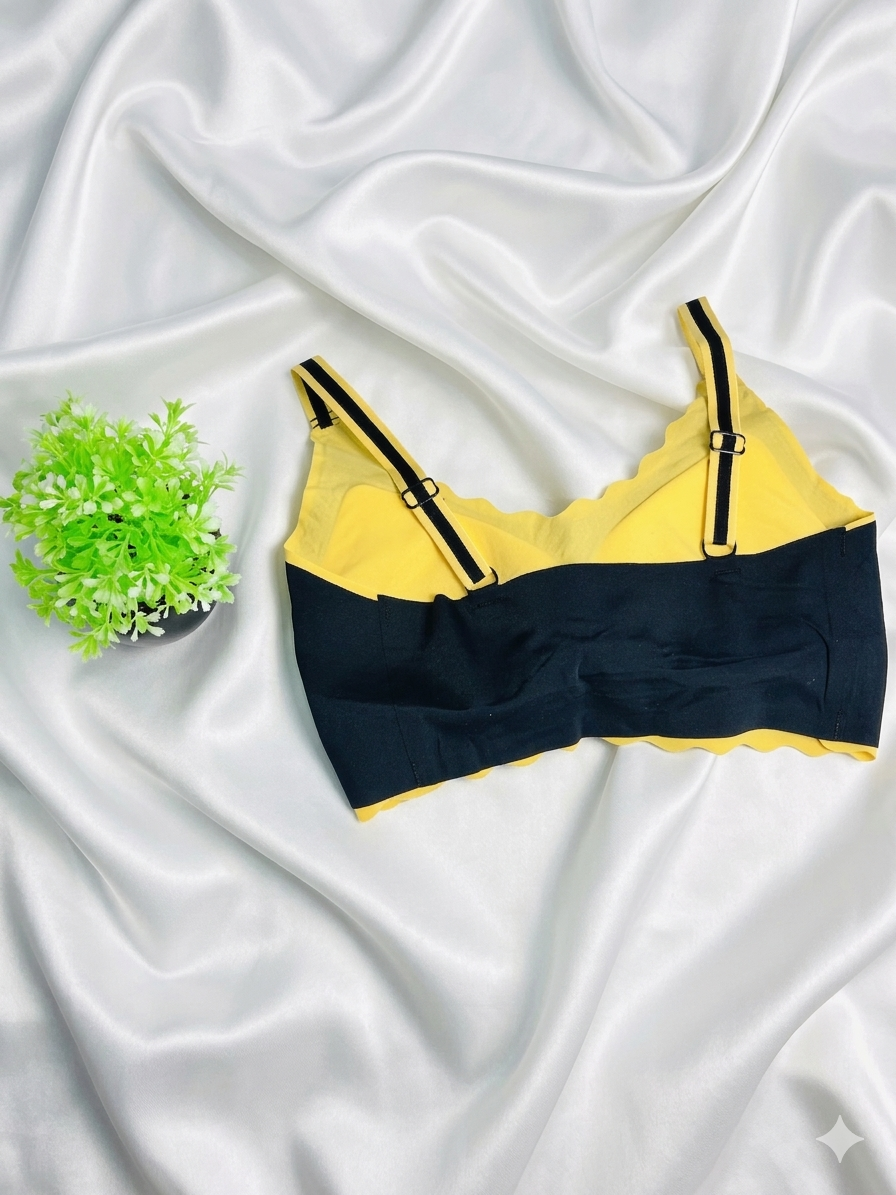 Fancy And Comfortable Padded bra With Moveable Straps