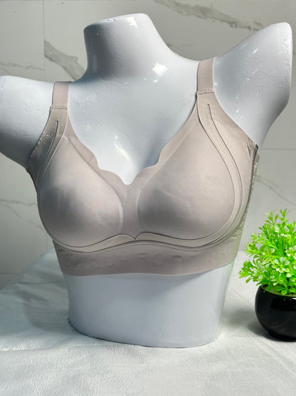 Soft Seamless Back Hooks Bra ( sports look )