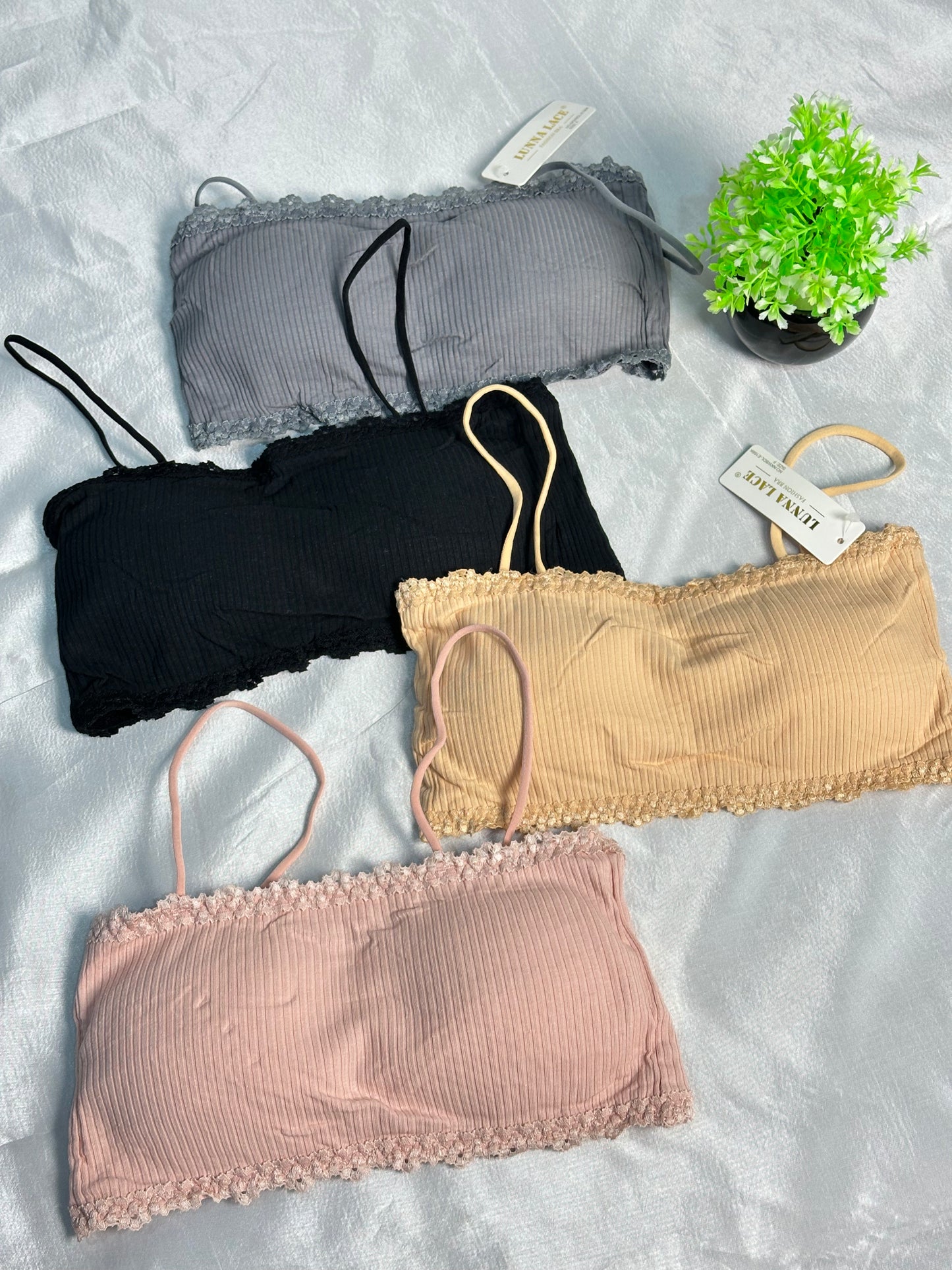 New Fashion Lase Bra Supper Soft And Comfortable Back Hook Bra