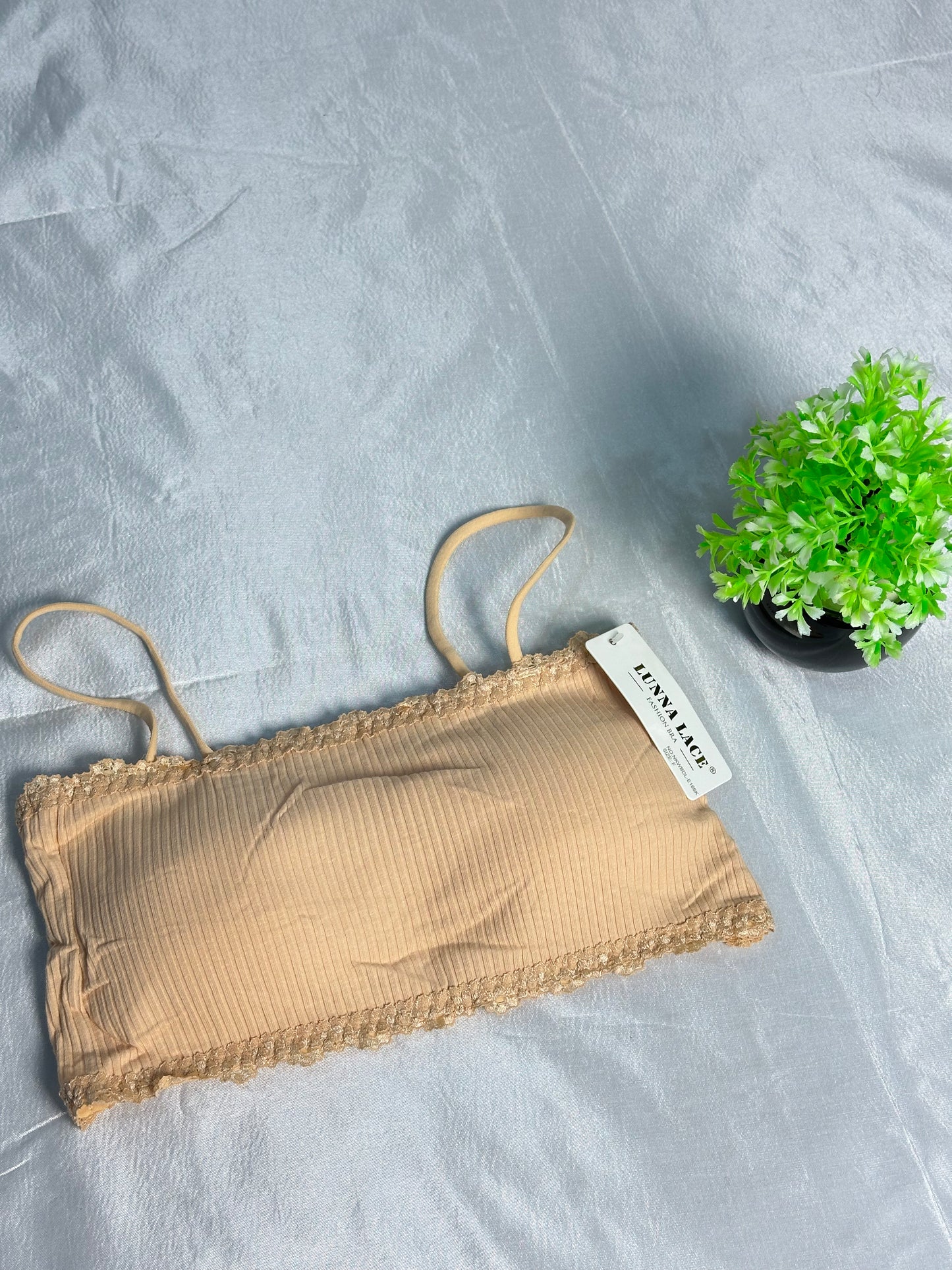 New Fashion Lase Bra Supper Soft And Comfortable Back Hook Bra