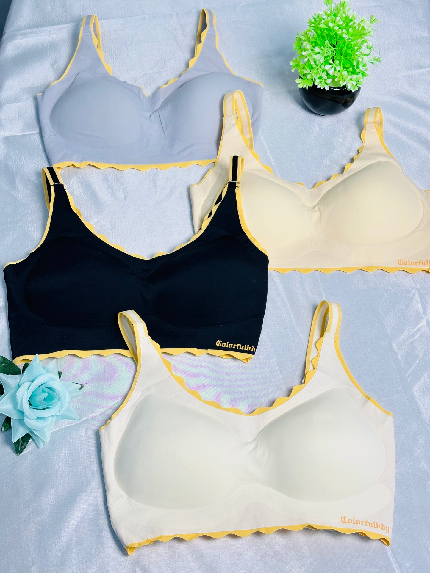 Fancy And Comfortable Padded bra With Moveable Straps