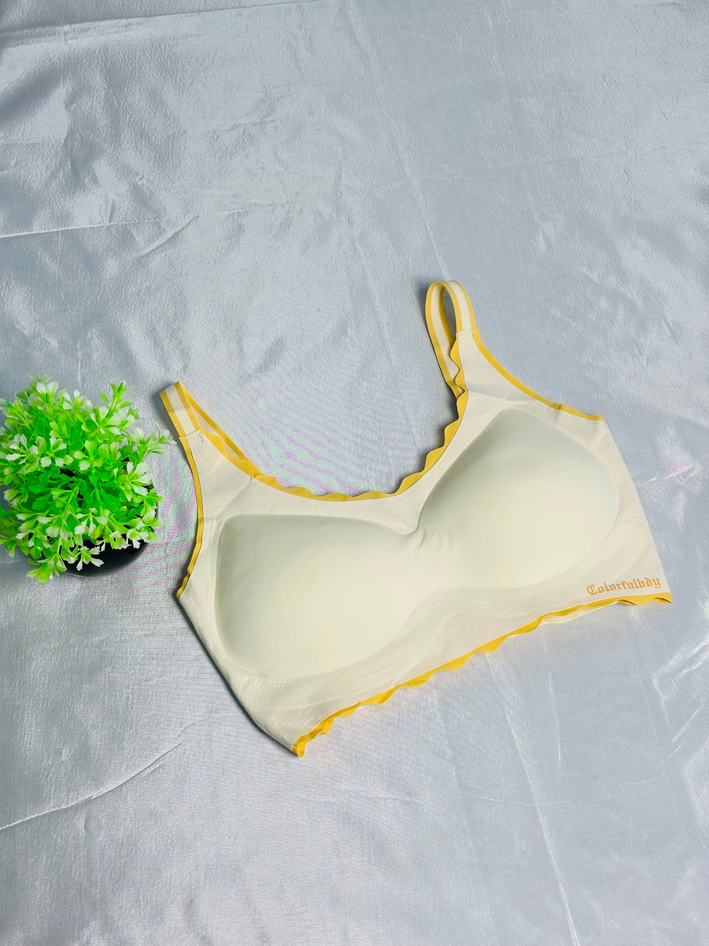 Fancy And Comfortable Padded bra With Moveable Straps