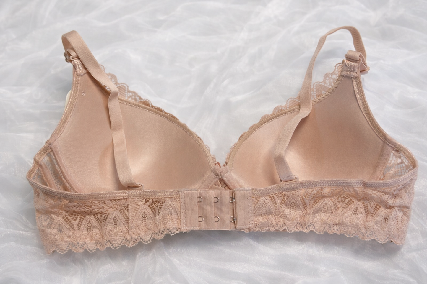 Premium Lacy Push-Up Bra For Women (single padded bra)