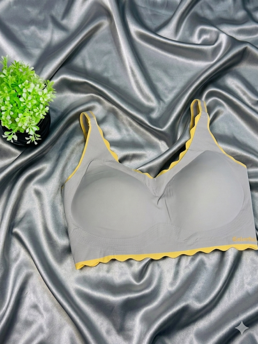 Fancy And Comfortable Padded bra With Moveable Straps