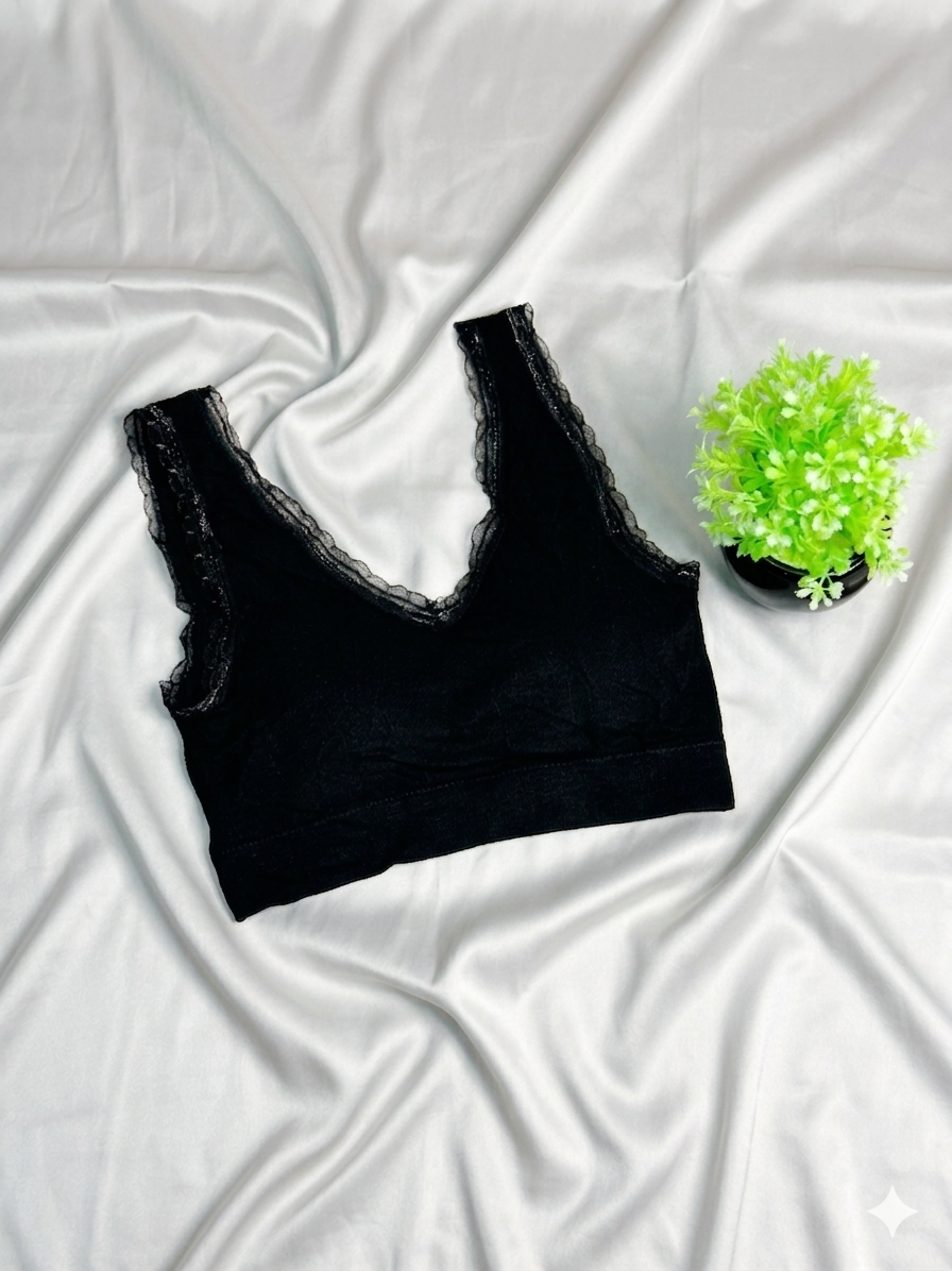 Comfortable And Stretchable bra With Fancy Lace